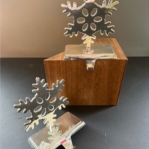 Snowflake Stocking Holders
